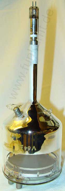 eine Potentialspeicherröhre LN-7